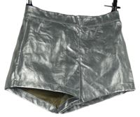 Dámské stříbrné koženkové kraťasy Asos 