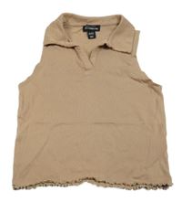 Hnědý crop top s límečkem New Look