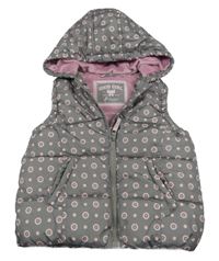 Šedá květinová šusťáková zateplená vesta s kapucí C&A