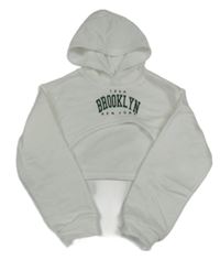 Biela crop mikina s nápismi a číslom a kapucňou SHEIN