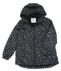Tmavošedo-černo-světlešedá vzorovaná šusťáková jarní parka s kapucí F&F