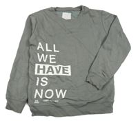 Sivá mikina s nápisom