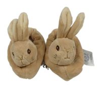 Béžové plyšové cápačky s rolničkami a králíčky