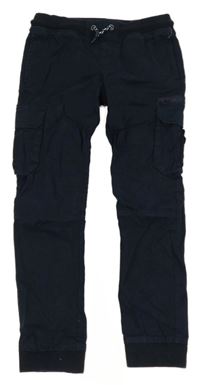 Tmavomodré plátěné cuff kalhoty s úpletovým pasem a kapsami C&A