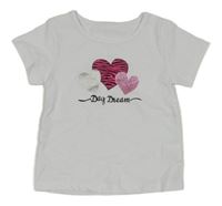 Bílé tričko se srdíčky 