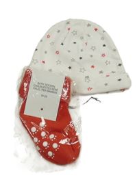 2set - Bílá bavlněná čepice s hvězdami + červené ponožky s nápisem