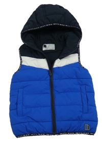 Tmavomodro-bílo-modrá šusťáková zateplená vesta s kapucí Next