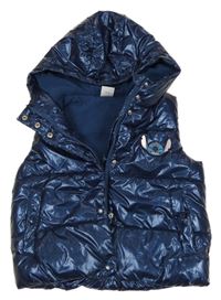 Tmavomodrá šusťáková metalická zateplená vesta se Stitchem a kapucí 