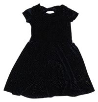 Tmavomodré bodkovaná é zamatové šaty M&Co