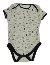 Sivé body s nápismi a černým lemem