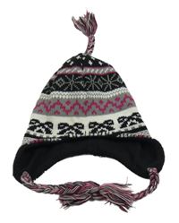 Černo-bílo-šedá vzorovaná podšitá ušanka