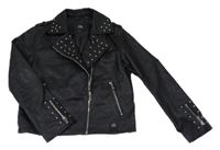 Černý koženkový podzimní křivák se cvočky River Island