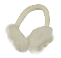 Smetanové chlupaté klapky na uši