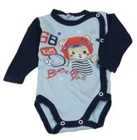 Světlemodro-tmavomodré body s medvědem