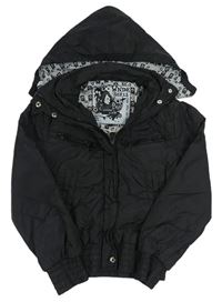 Čierna šušťáková jarná bunda s kapucňou