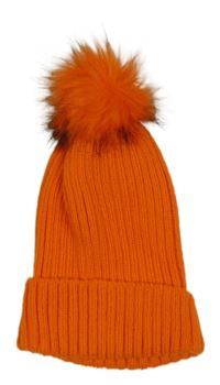 Neonově oranžová čepice s bambulí C&A