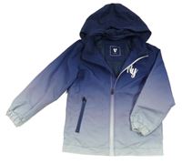 Tmavomodro-bílá ombré šusťáková jarní bunda s potiskem a kapucí V by Very