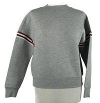 Sivá mikina s pruhmi