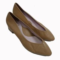 Dámské béžové kožené lodičky na nízkém podpatku Sole Bliss vel. 39