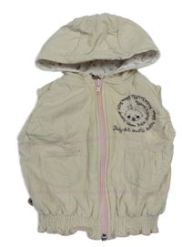 Svetlobéžová menšestrová podšitá vesta s nápisom a kapucňou