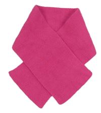 Růžová chlupatá pletená šála 