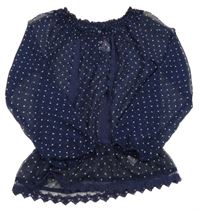 Tmavomodro-biela bodkovaná á žoržetová průsvitná blúzka s čipkovymi volániky C&A