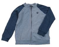 Modrošedo-tmavomodrá prepínaci mikina s výšivkou