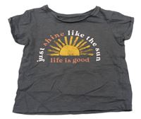 Tmavosivé tričko so sluncem Primark