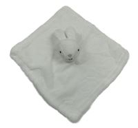 Bílý plyšový usínáček s obláčiky a zajačikom s chrastítkem