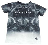 Černo-bílé vzorované tričko s nápisem Firetrap