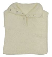 Smotanové chlpaté svetrové pončo Primark