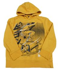 Žlutá mikina se skatebaordistou a kapucí C&A