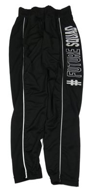 Čierne funkčné športové legíny s nápisom ERGEENOMIXX