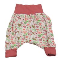 Biele tepláky so srdiečkami