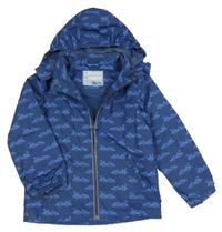 Tmavomodrá šušťáková jarná bunda s formulami a kapucňou TCM