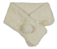 Bílá kožešinová šála s bambulí 