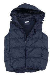 Tmavomodrá šusťáková zateplená vesta s kapucí Mango
