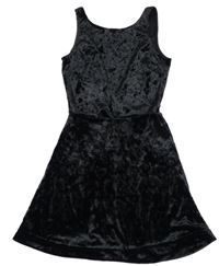 Čierne zamatové lesklé šaty