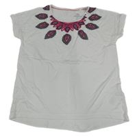 Biele tričko so vzorom Pepperts