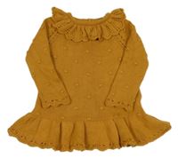 Okrové pletené šaty s volánkem 