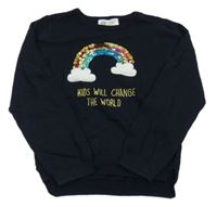 Tmavomodrý sveter s duhou z překlápěcích flitrů H&M