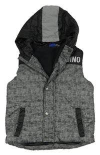 Sivo-čierna šušťáková zateplená vesta s kapucňou Lupilu