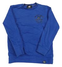 Kobaltově modrá mikina s nápisom Petrol