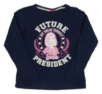 Tmavomodré triko s Barbie 