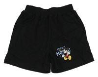 Čierne teplákové kraťasy s Mickey