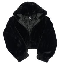 Černá kožešinová zateplená crop bunda s kapucí New Look