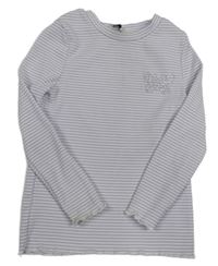 Bílo-fialové pruhované žebrované triko s motýlem z kamínků George