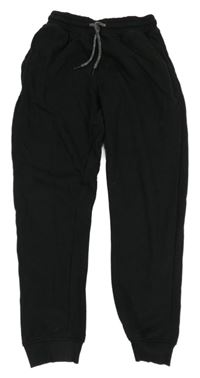 Čierne tepláky Next