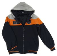 Šedo-oranžovo-tmavomodrá propínací zateplená mikina s nášivkami a kapucí 