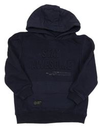 Tmavomodrá mikina s 3D nápisy a vreckom a kapucňou George